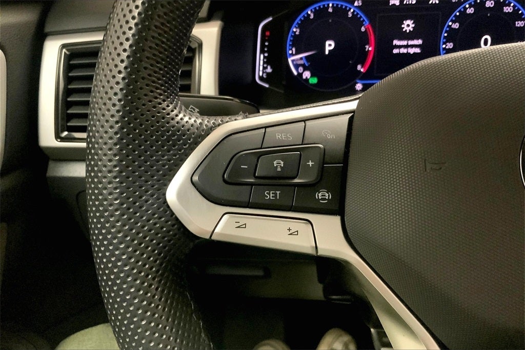 2021 Volkswagen Atlas Cross Sport 3.6L V6 SEL R-Line