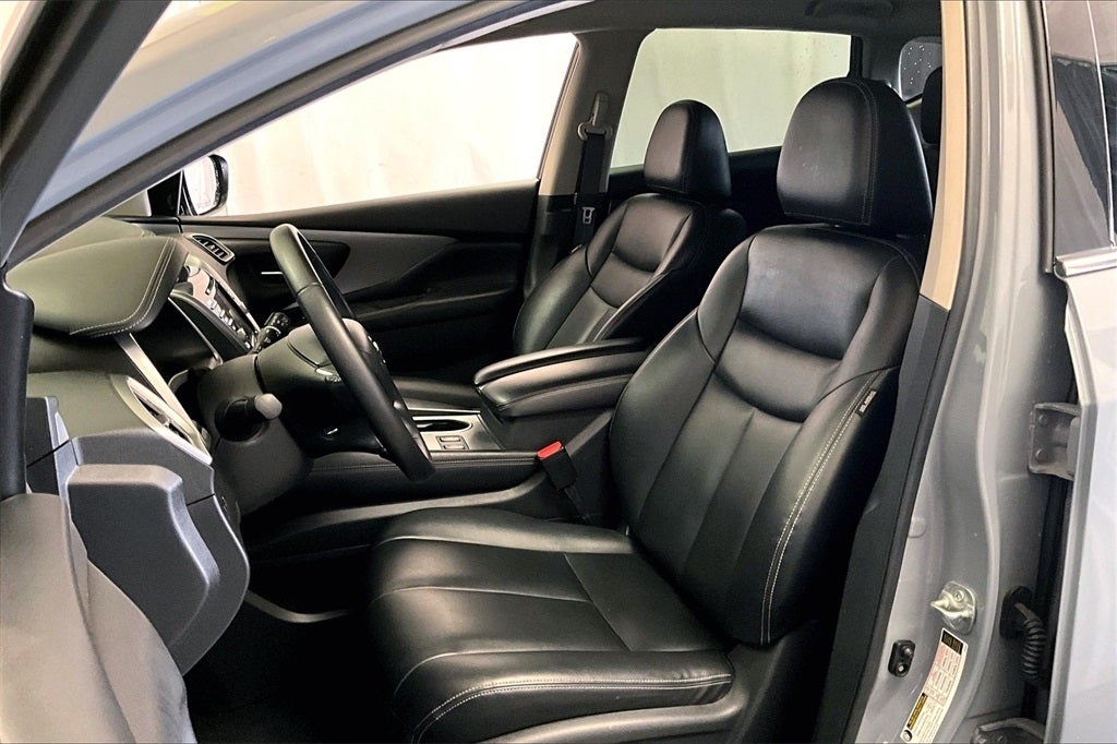 2022 Nissan Murano SV