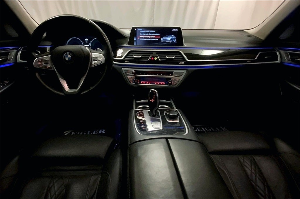 2018 BMW 7 Series 740e xDrive iPerformance