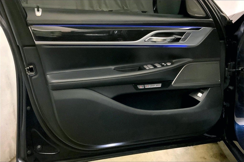 2018 BMW 7 Series 740e xDrive iPerformance