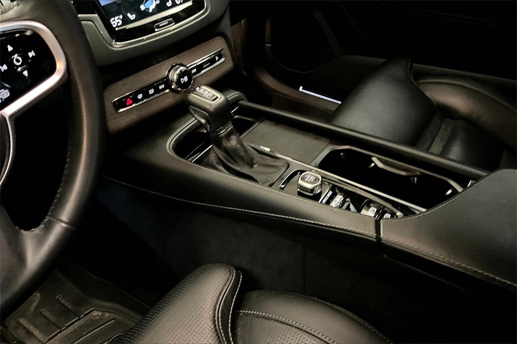 2021 Volvo XC90 T6 Inscription