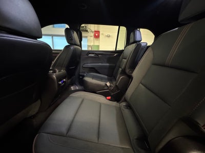 2024 GMC Acadia AT4 AWD