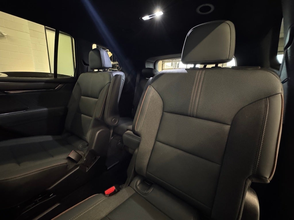 2024 GMC Acadia AT4 AWD