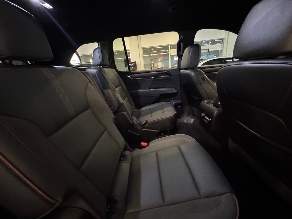 2024 GMC Acadia AT4 AWD