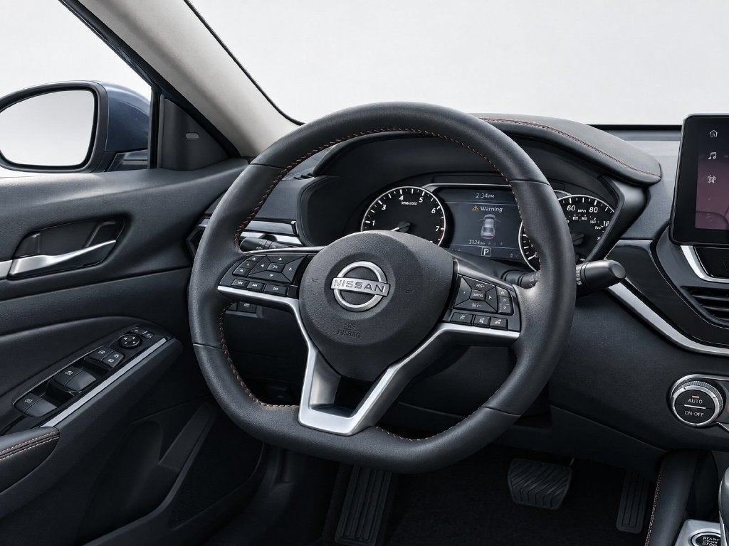 2025 Nissan Altima 2.5 SR