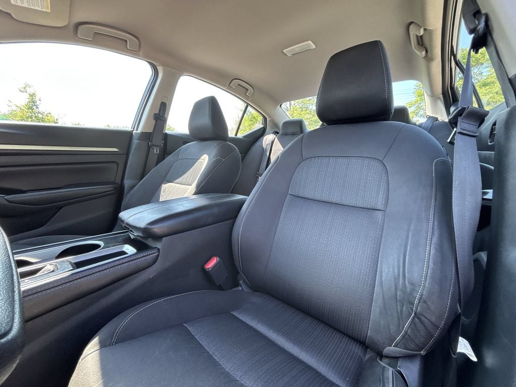 2023 Nissan Altima 2.5 SV FWD