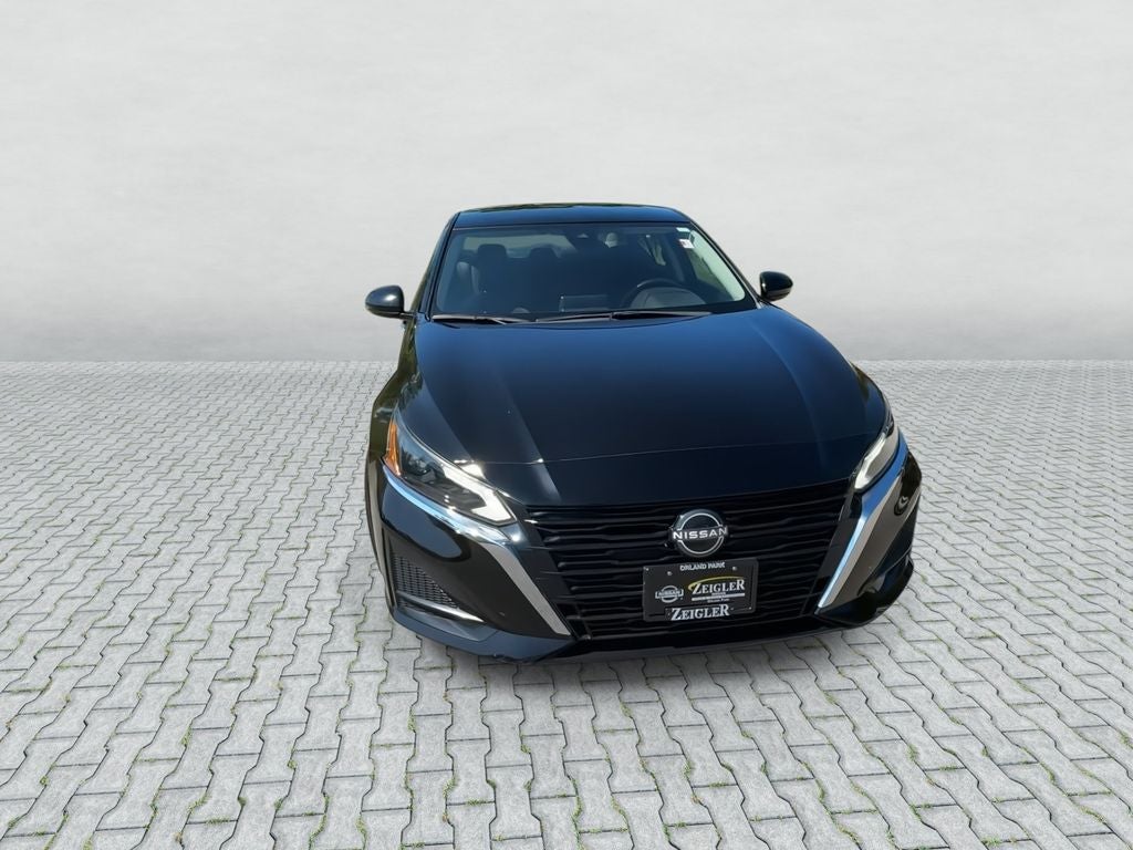 2023 Nissan Altima 2.5 SV FWD
