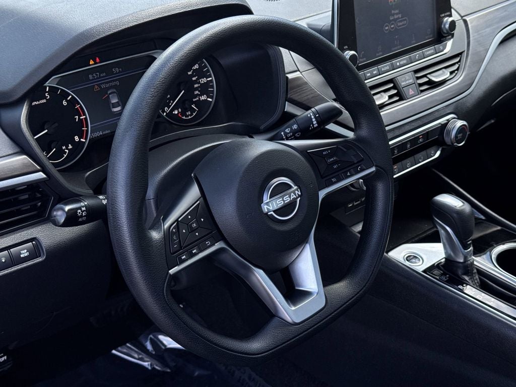 2024 Nissan Altima 2.5 SV FWD