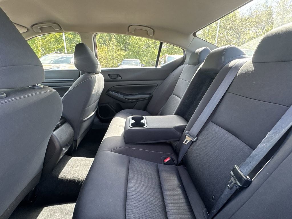 2024 Nissan Altima 2.5 SV FWD