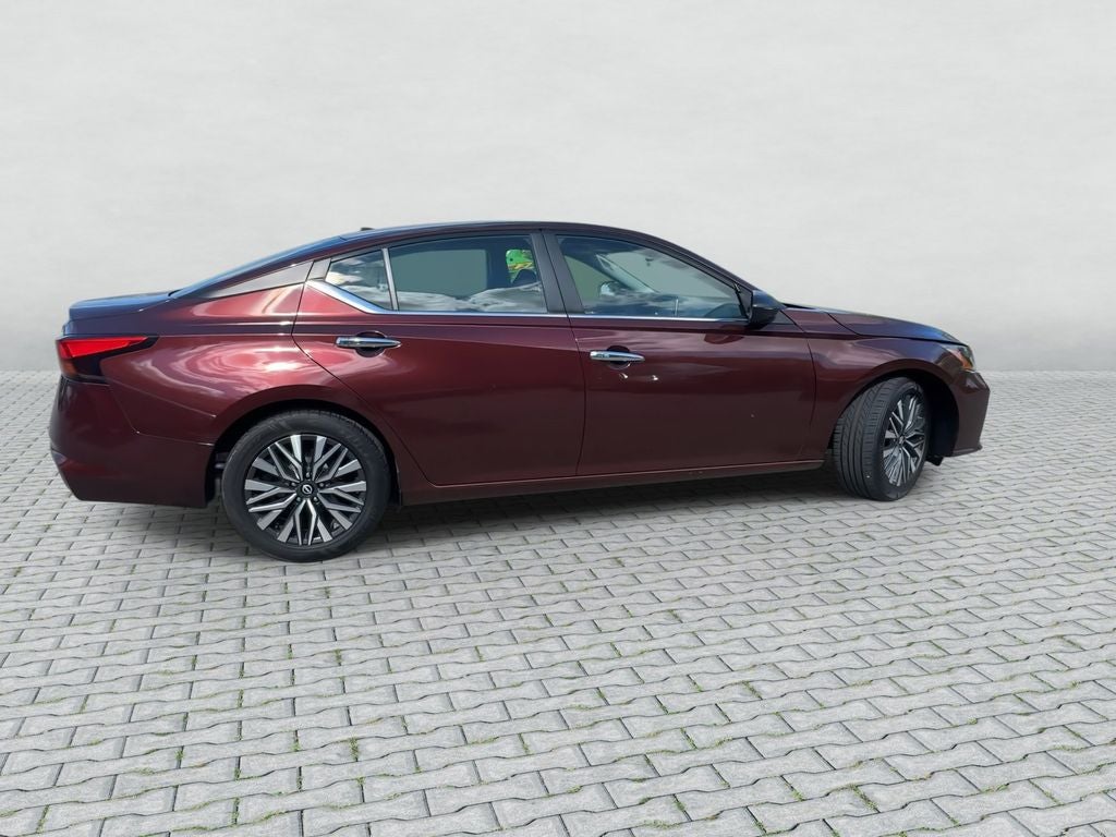 2024 Nissan Altima 2.5 SV FWD