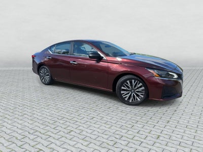 2024 Nissan Altima 2.5 SV FWD