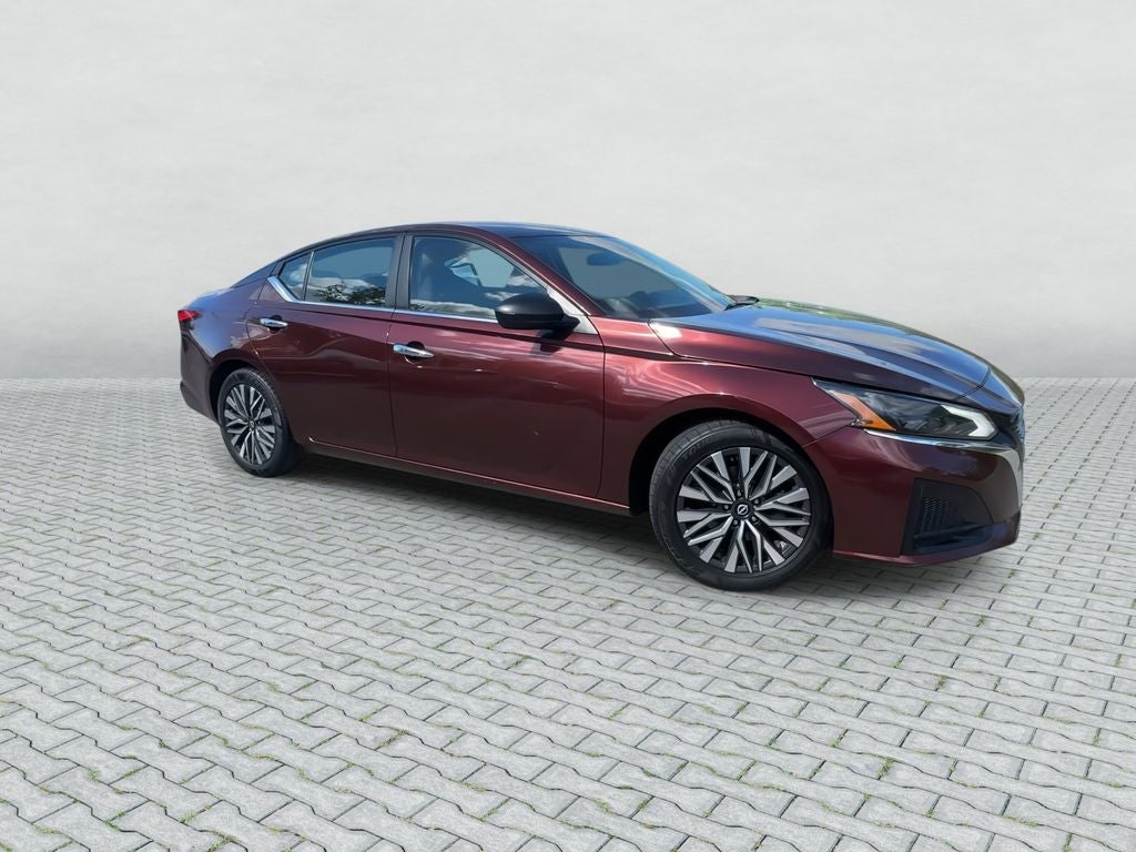 2024 Nissan Altima 2.5 SV FWD