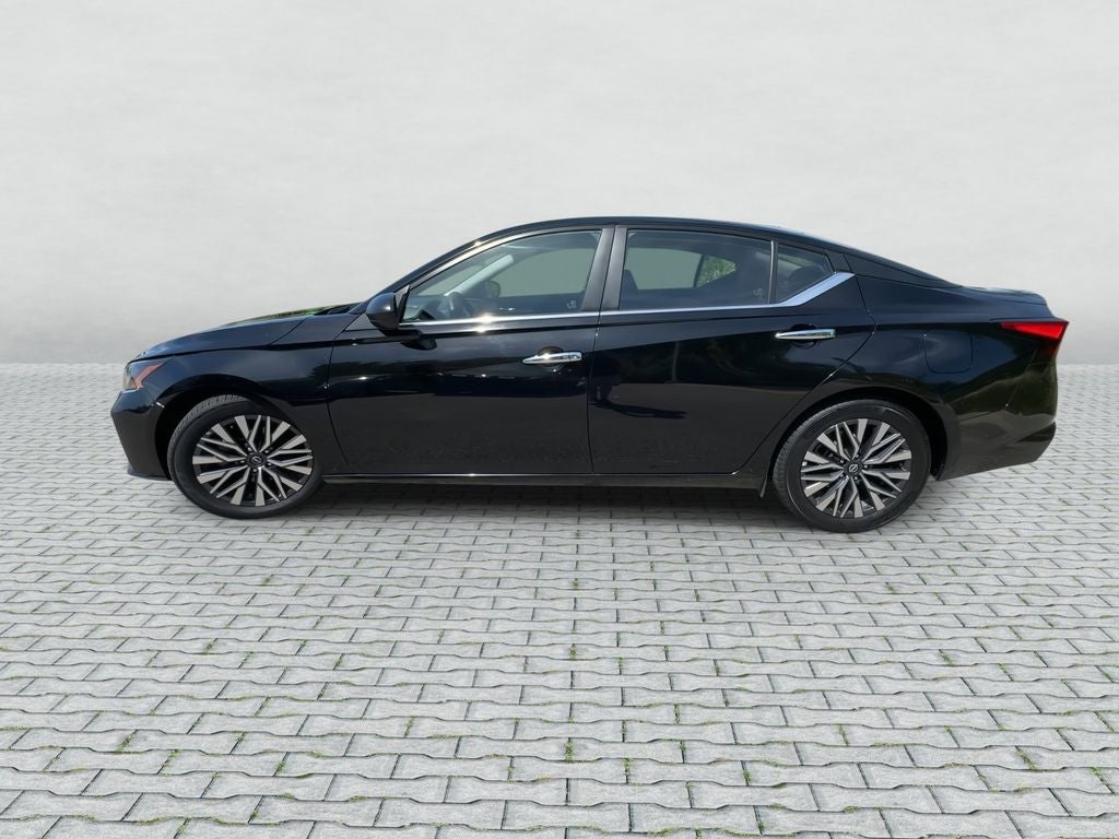 2024 Nissan Altima 2.5 SV FWD