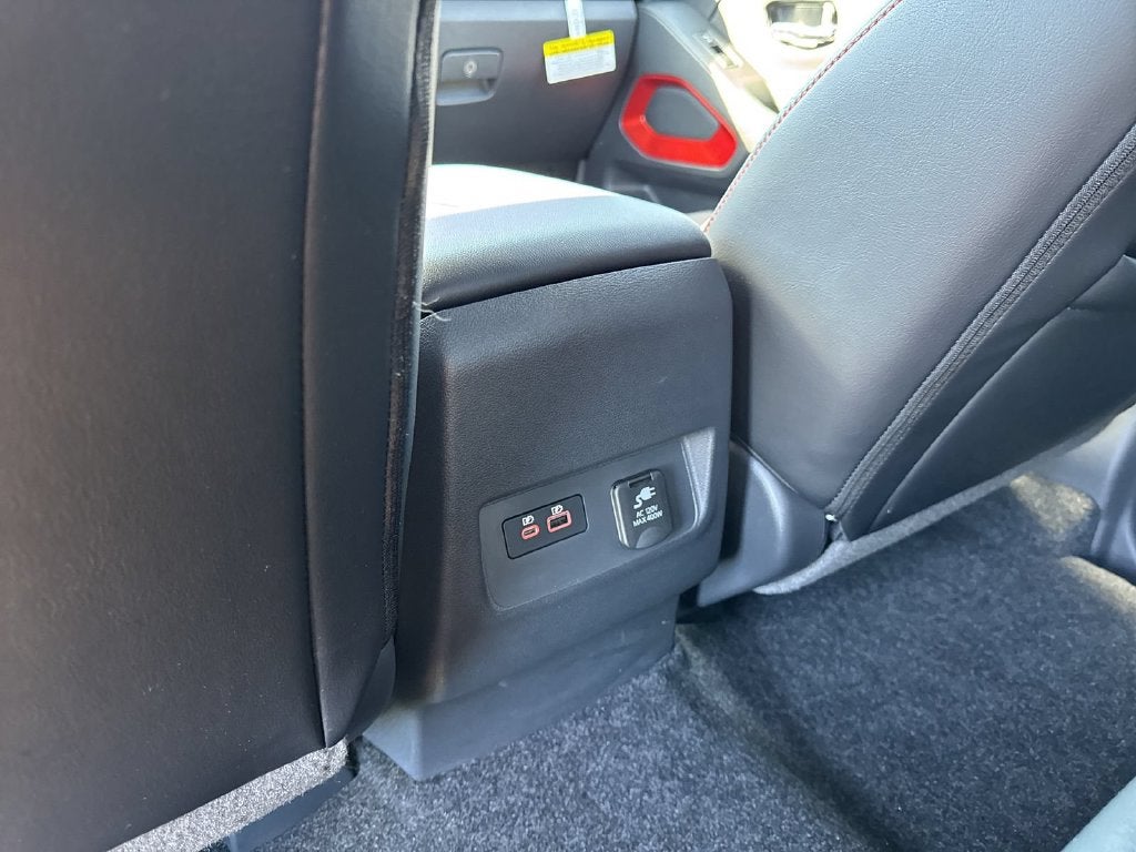 2025 Nissan Frontier PRO-4X 4WD