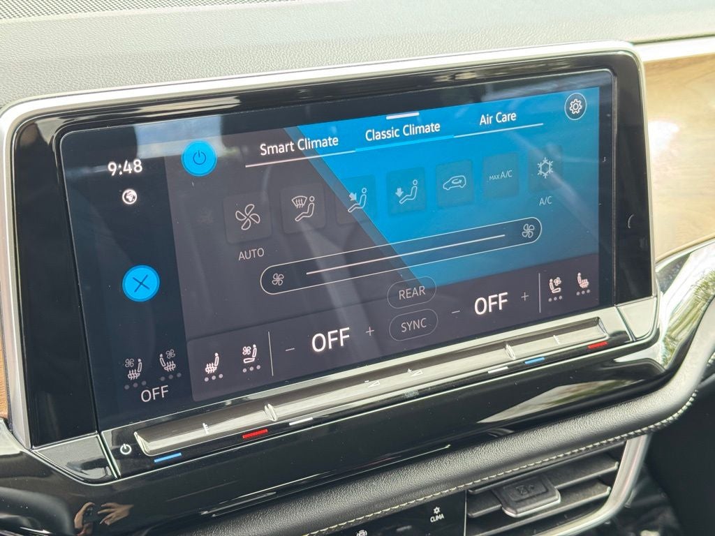 2024 Volkswagen Atlas 2.0T SE w/Technology AWD