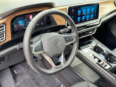 2024 Volkswagen Atlas 2.0T SE w/Technology AWD
