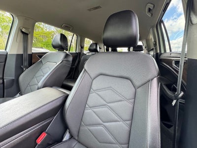 2024 Volkswagen Atlas 2.0T SE w/Technology AWD