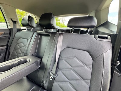2024 Volkswagen Atlas 2.0T SE w/Technology AWD