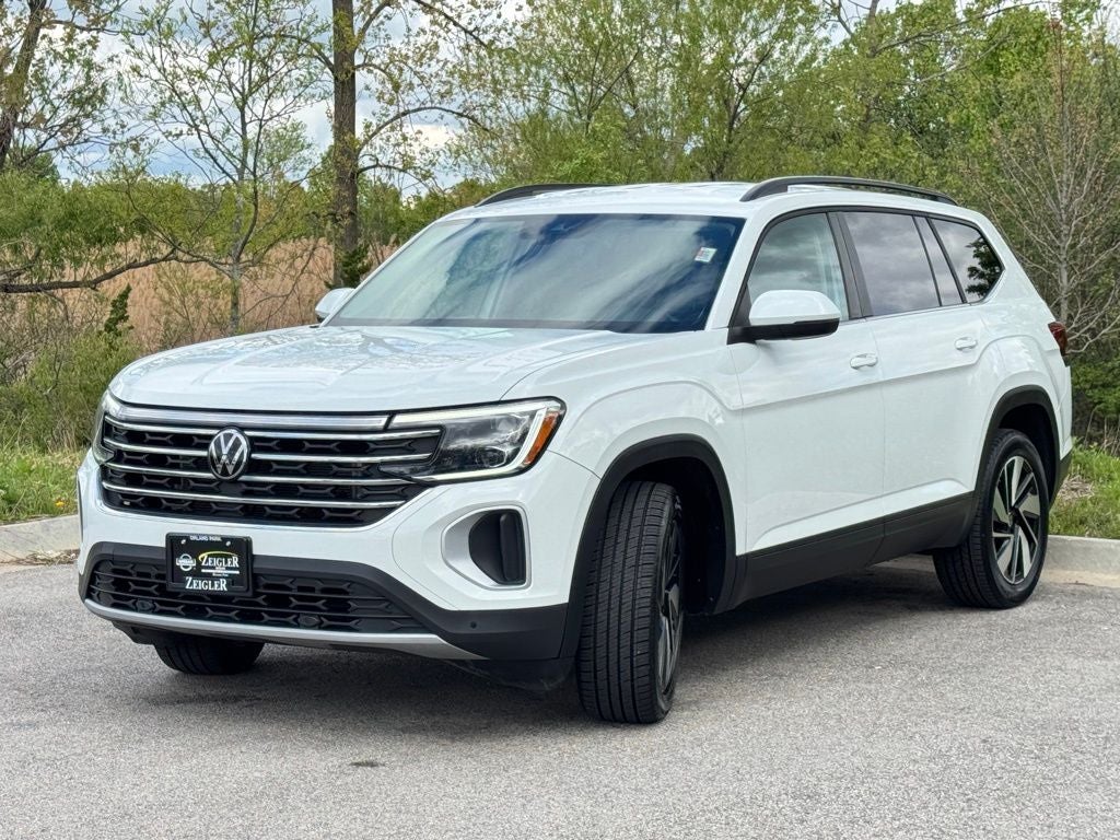 2024 Volkswagen Atlas 2.0T SE w/Technology AWD