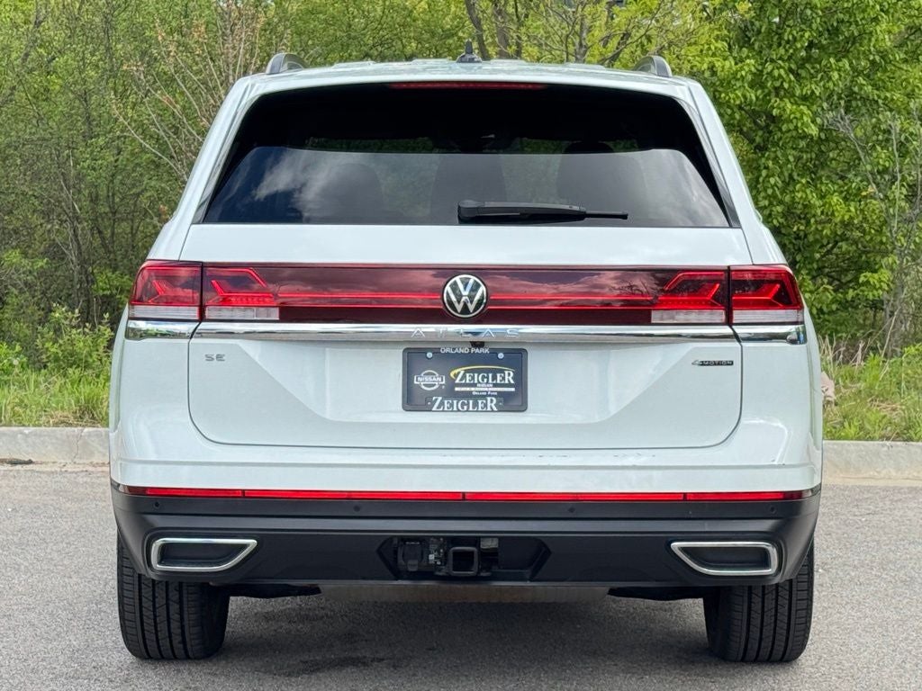 2024 Volkswagen Atlas 2.0T SE w/Technology AWD