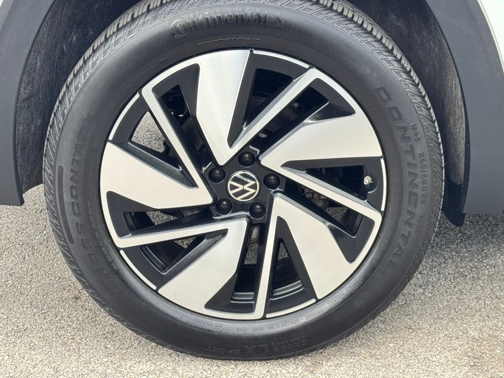 2024 Volkswagen Atlas 2.0T SE w/Technology AWD