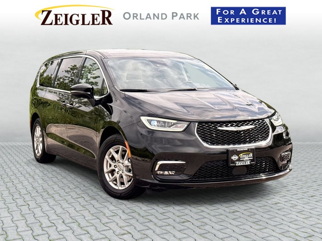 2024 Chrysler Pacifica Touring L FWD