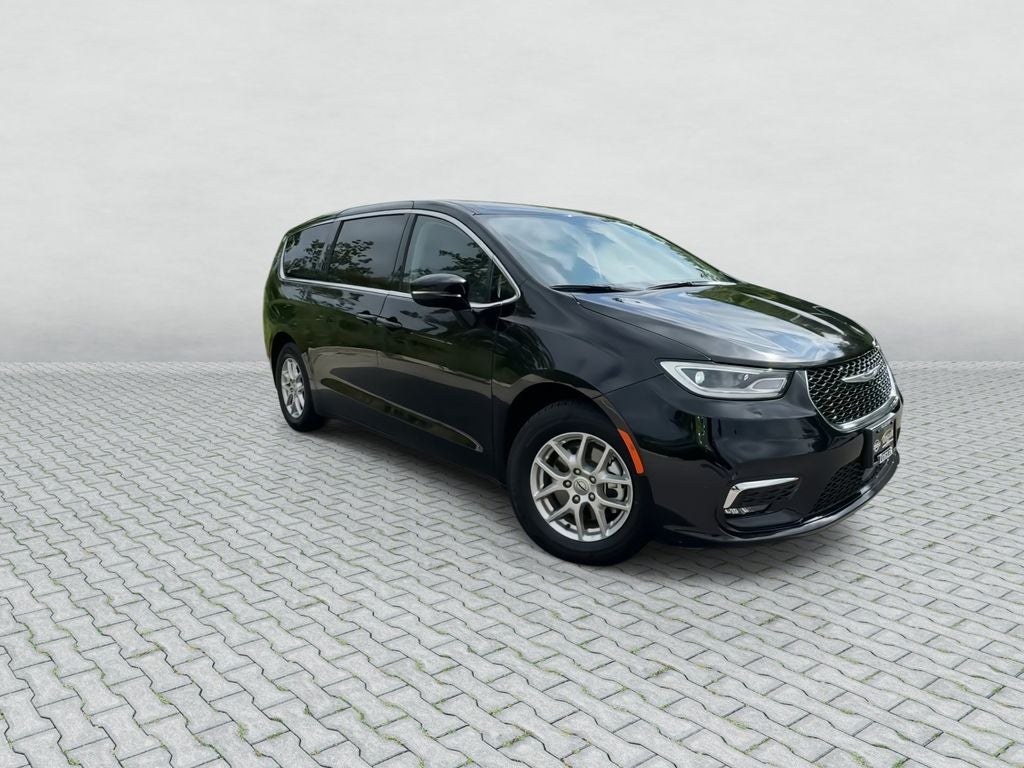 2024 Chrysler Pacifica Touring L FWD