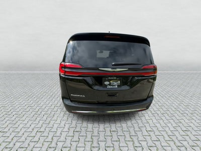 2024 Chrysler Pacifica Touring L FWD