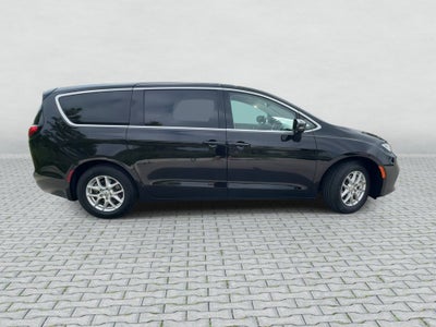 2024 Chrysler Pacifica Touring L FWD