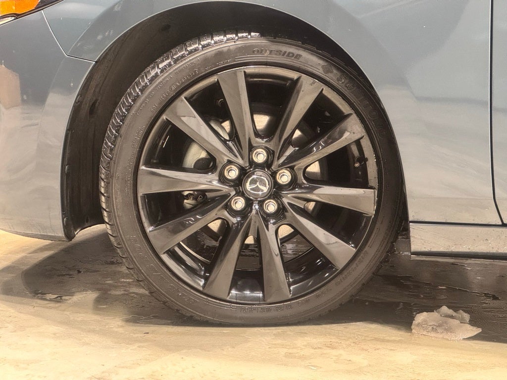 2023 Mazda Mazda3 2.5 S Carbon Edition