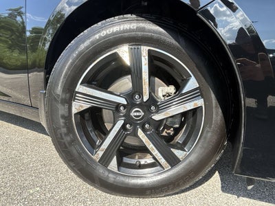 2024 Nissan Sentra SV FWD