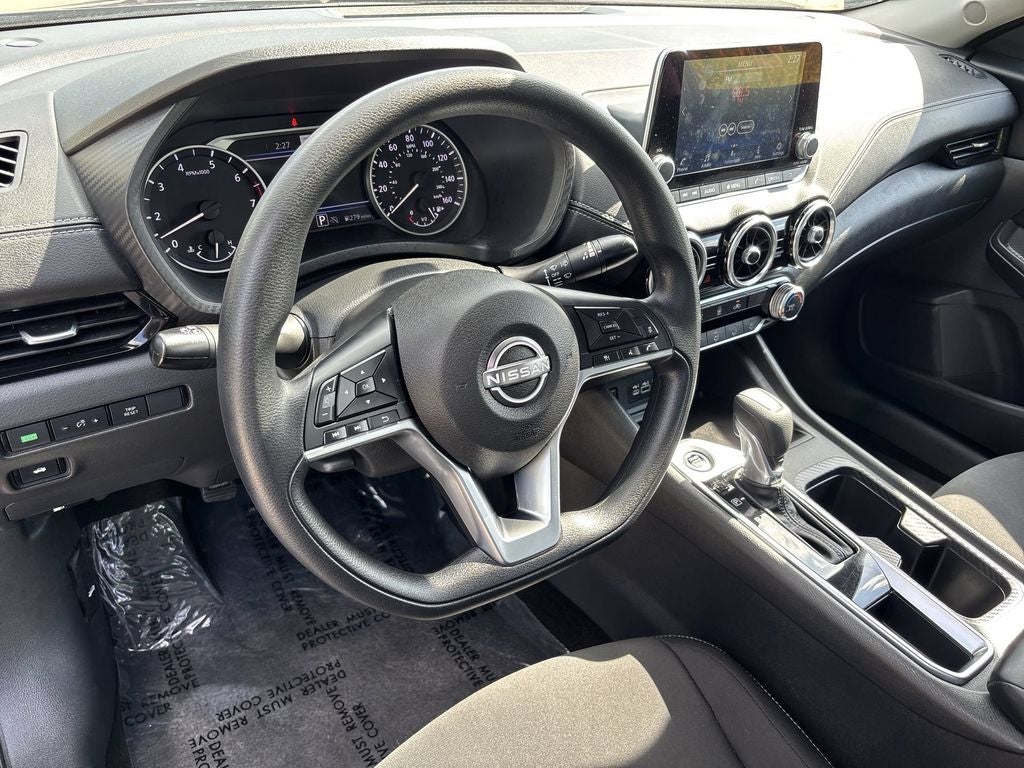2025 Nissan Sentra SV FWD