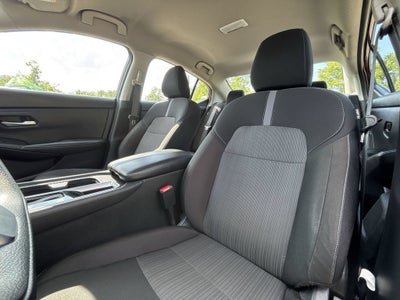 2025 Nissan Sentra SV FWD
