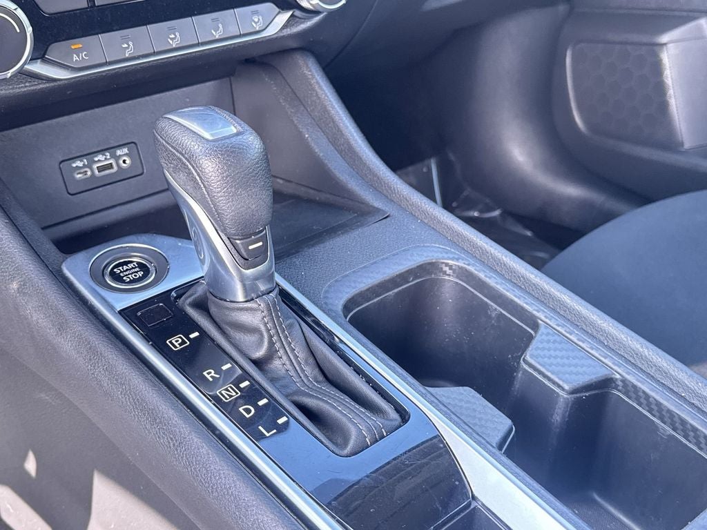 2023 Nissan Sentra SV FWD