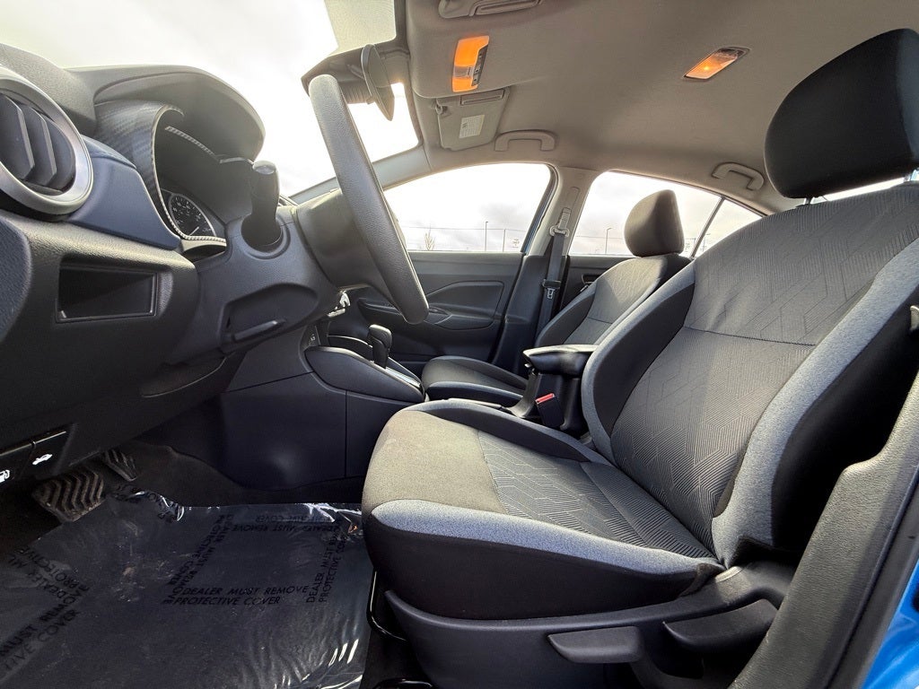 2023 Nissan Versa 1.6 SV