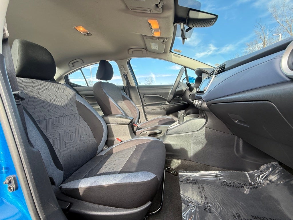 2023 Nissan Versa 1.6 SV