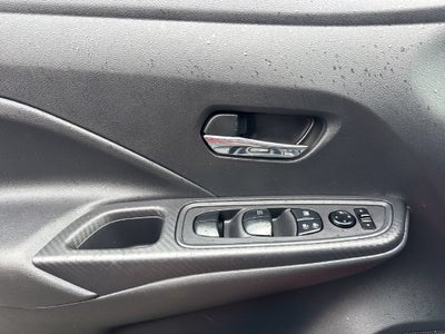 2024 Nissan Versa 1.6 SV