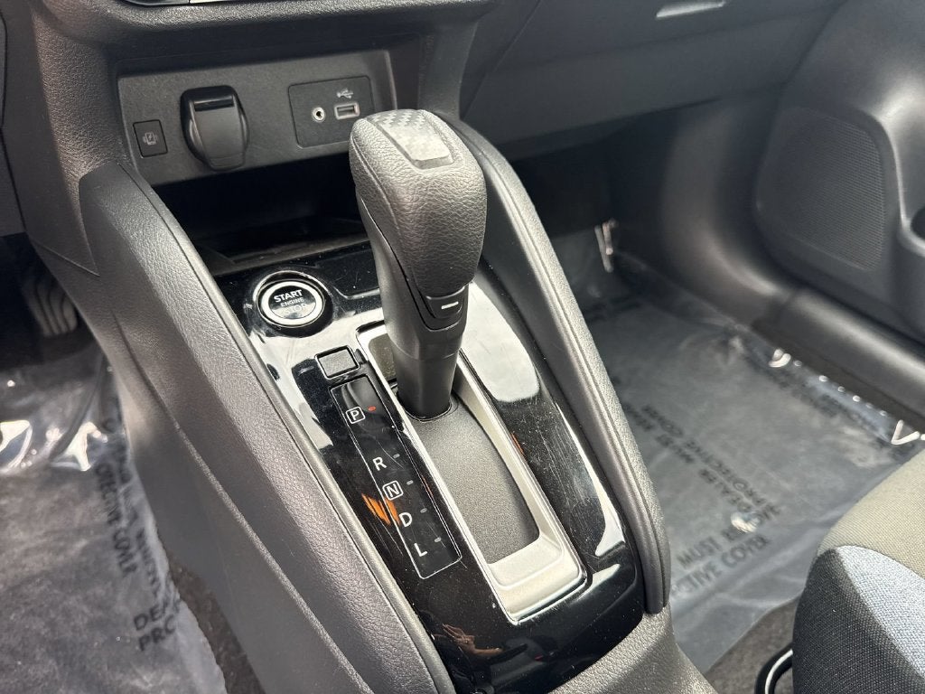 2024 Nissan Versa 1.6 SV