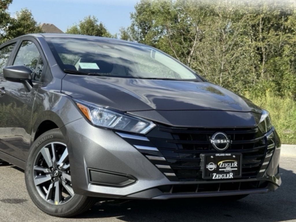 2025 Nissan Versa 1.6 SV