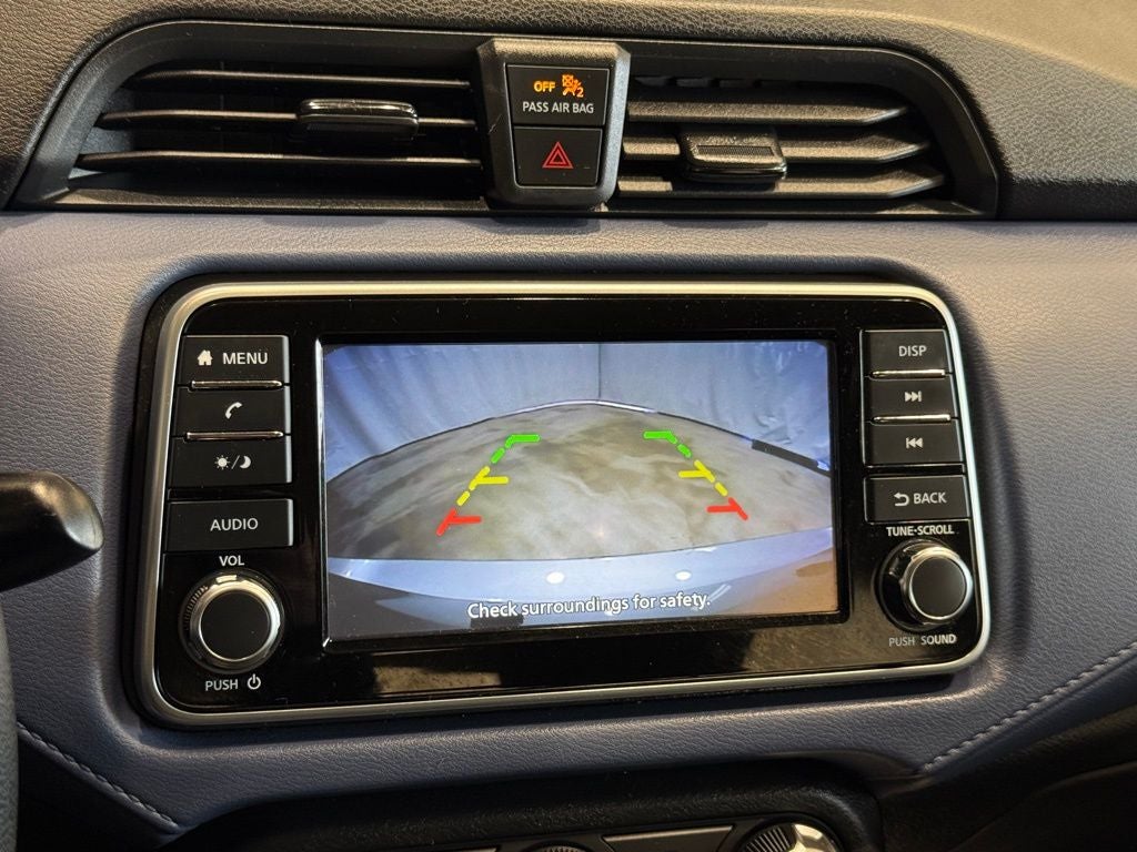 2023 Nissan Versa 1.6 SV