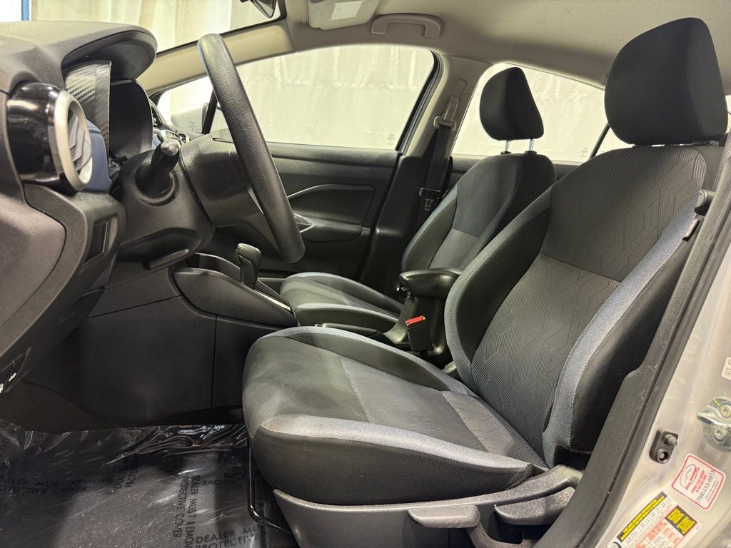 2023 Nissan Versa 1.6 SV