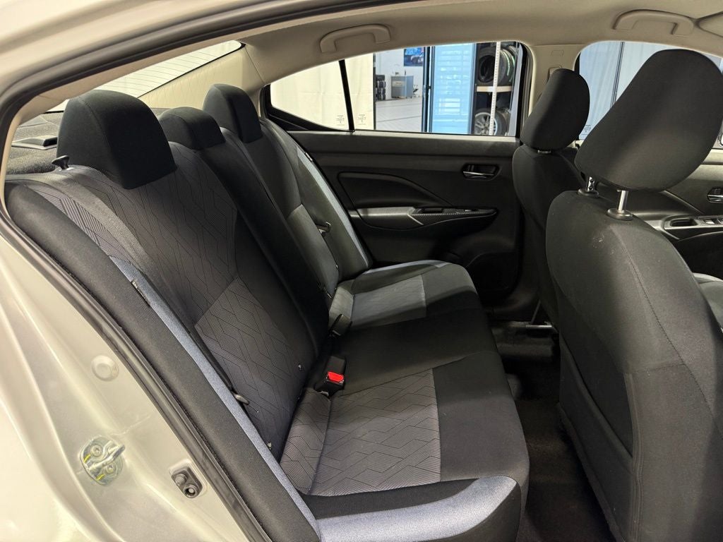 2023 Nissan Versa 1.6 SV