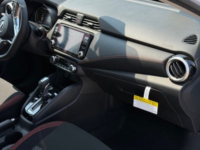 2025 Nissan Versa 1.6 SR FWD