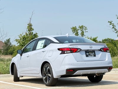 2025 Nissan Versa 1.6 SR FWD