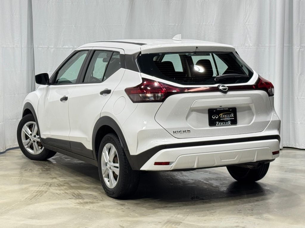 2023 Nissan Kicks S