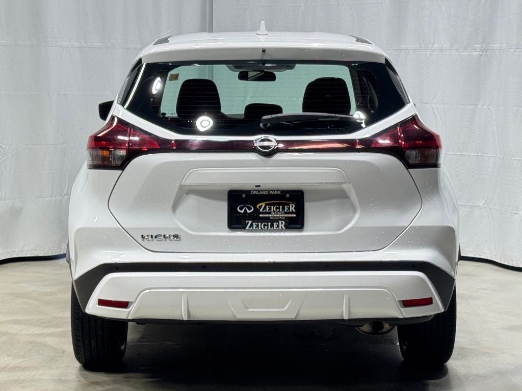 2023 Nissan Kicks S