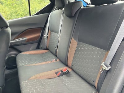 2024 Nissan Kicks SR FWD