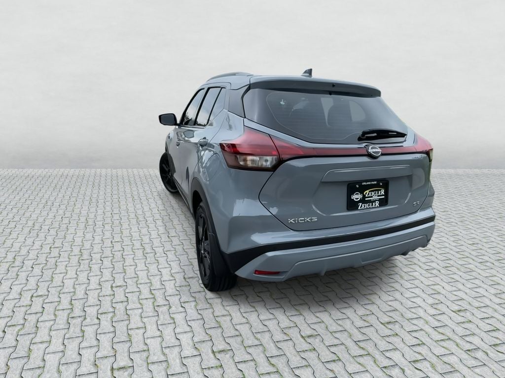 2024 Nissan Kicks SR