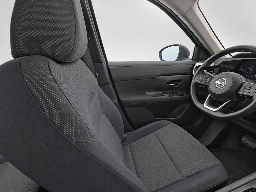 2025 Nissan Kicks S FWD