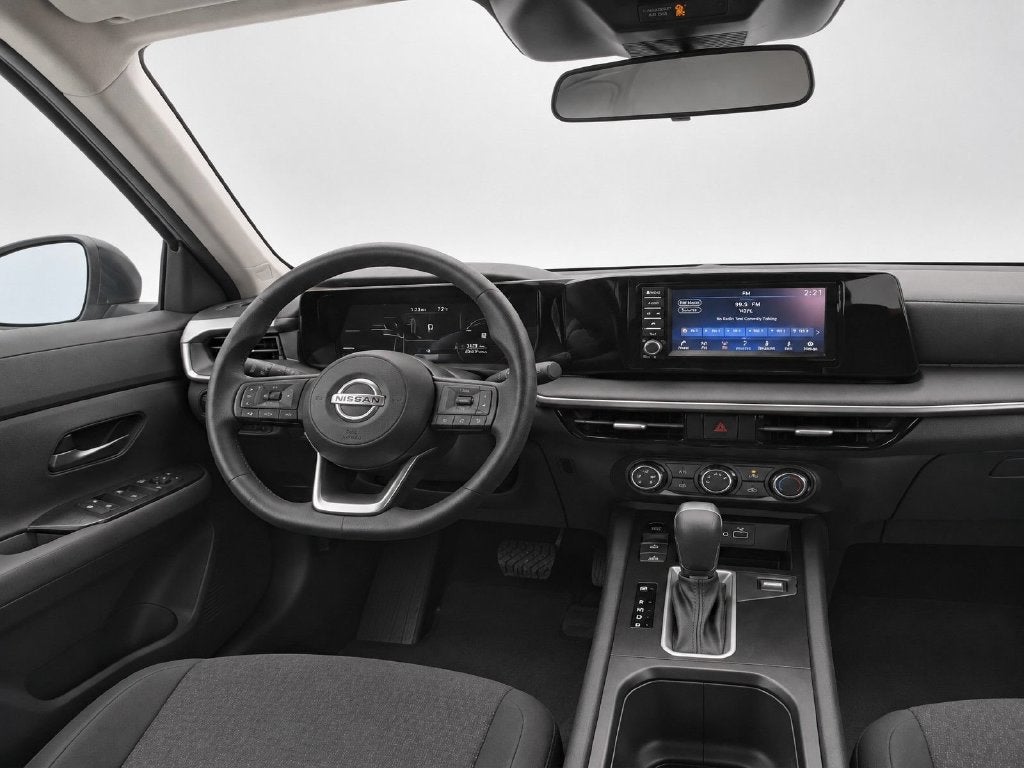 2025 Nissan Kicks S FWD
